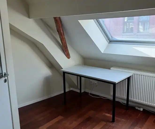 V-building